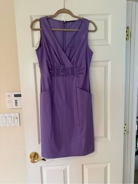 Elie Tahari Lavender Sleeveless Midi Sheath Dress. Beautiful color.